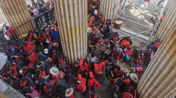 El acuerdo se logró entre los ministerios del Interior, Educación y Hacienda, y la Consejería Presidencial para las Regiones, con la Asociación de Institutores y Trabajadores del Cauca.