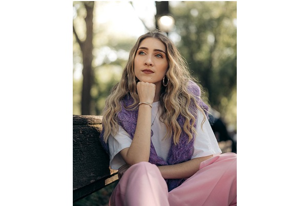La samaria Olga Vives Serrano, actuará por primera vez en la serie ‘Ventino’ y mostro su felicidad.