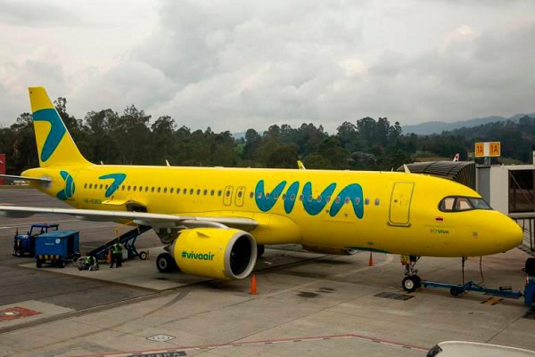 La Aerocivil afirma que ha estudiado alrededor de 70 archivos para tomar una medida tras el primer intento fallido de consumar esta operación. Foto El Universal