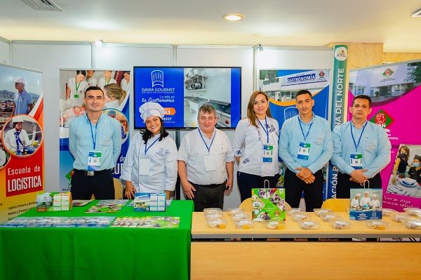 Entre los conferencistas invitados se encuentra el conferencista internacional, Victor Mayans, quien cuenta con más de 20 años de experiencia en el sector hotelero. 