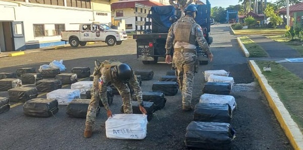 Los ocupantes pretendían llevarlo a Honduras y el alijo contenía 2.198,4 kilos de clorhidrato de cocaína.