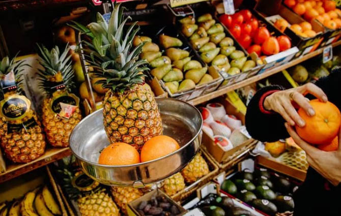 Tras dos años de aumento sostenido de la inflación en  el país, se registra una ligera disminución de esta en el  mes de abril.