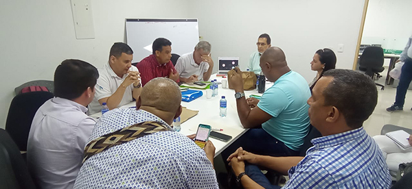 La empresa operadora de energía Air-e participa de espacios por la SSPD y líderes comunales para atender las inquietudes del servicio