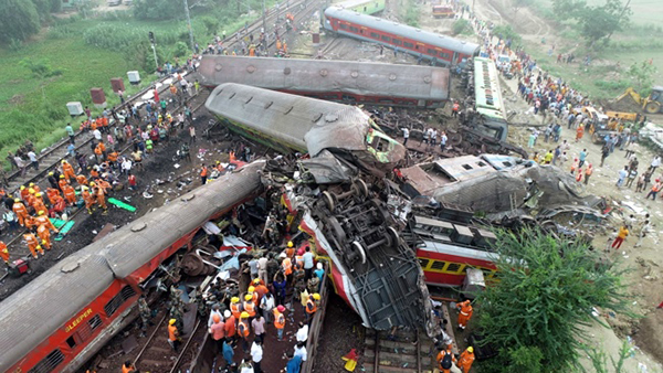 Con 68.000 kilómetros de recorrido, India es la cuarta por longitud del mundo, detrás de Estados Unidos, Rusia y China, según informe oficial.