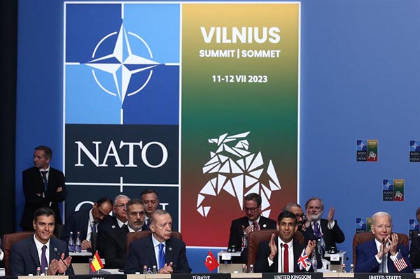 El presidente del Gobierno, Pedro Sánchez; el presidente de Turquía, Recep Tayyip Erdogan; el primer ministro del Reino Unido, Rishi Sunak, y el presidente de Estados Unidos, Joe Biden, durante la cumbre de la OTAN.
