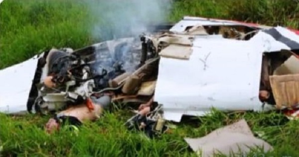 Cinco miembros del partido Centro Democrático fallecieron debido al choque de la avioneta