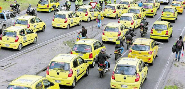 Taxistas de Manizales amenazan con más protestas si el Gobierno no les ayuda.