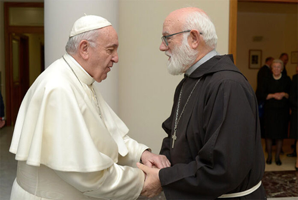 En la fotografía El arzobispo de Santiago, Celestino Aós, acompañado del Papa Francisco. Foto vida religiosa