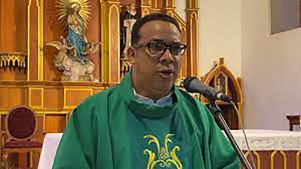 Sacerdote nicaragüense Álvaro Toledo, capturado por la dictadura de Daniel Ortega.