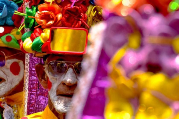Institución Universitaria busca preservar tradiciones y enriquecer educación superior con la esencia del Carnaval