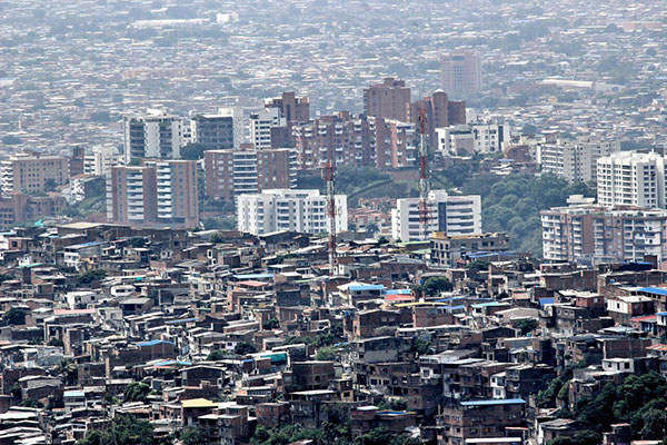  Este proyecto representa un cambio significativo en la forma en que se distribuyen los beneficios sociales en Colombia, buscando una mayor equidad y eficiencia en la asignación de recursos.