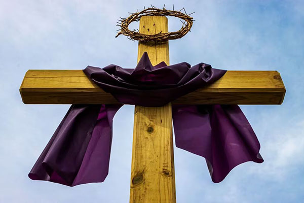 La Cuaresma, un período de cuarenta días que precede a la Semana Santa, es un tiempo crucial en la liturgia.