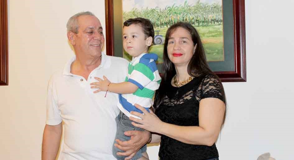 Alfonso Vives Campo, David Alfonso Vives Zawady, Mónica Zawady