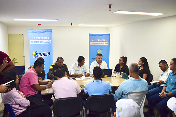 El representante del Ministerio del Deporte, Tirso Zorro Guio, en su visita a Santa Marta, destacó la importancia de este evento para el desarrollo deportivo de la región.