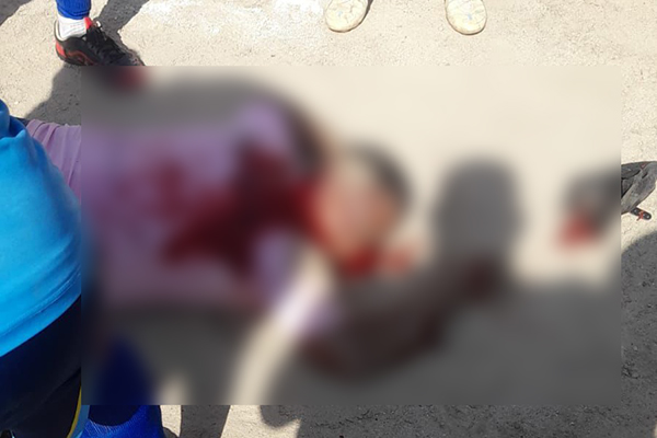 El cuerpo sin vida de Anthony Mora fue atacado a tiros cuando veía un partido de fútbol.