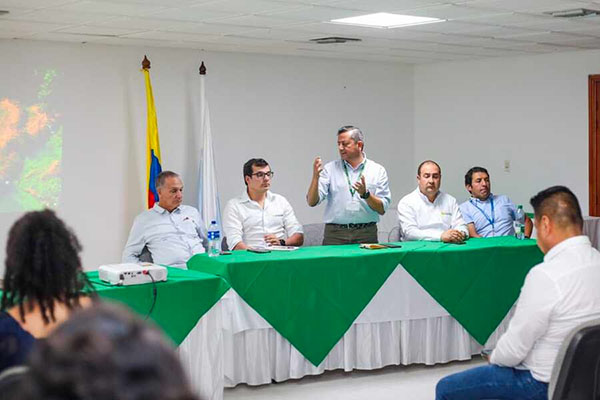 El presidente ejecutivo de Asbama, José Francisco Zúñiga Cotes, solicitó al Instituto Colombiano Agropecuario, hacerle seguimiento a la reglamentación de la ley que declara al Fusarium como enfermedad de interés nacional.
