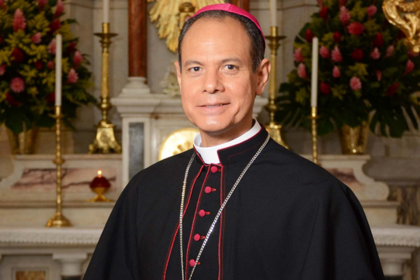 Monseñor José Mario Bacci Trespalacios, Obispo de Santa Marta.