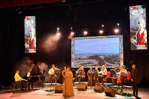 La Orquesta Filarmónica de Cajamag, protagonista de esta celebración, continúa reafirmando su prestigio regional con cada presentación.