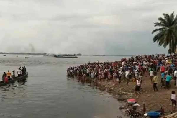 La semana pasada, otro naufragio en el mismo lugar, cerca de Mbandaka, causó la muerte de 72 personas. EFE