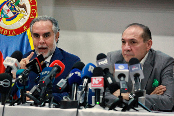 Antonio Sanguino y Armando Benedetti, Ministros del Trabajo y del Interior, respectivamente. Foto Mininterior