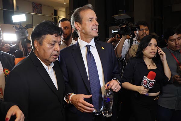 Jorge Tuto Quiroga, expresidente boliviano, uno de los principales presidenciables. EFE/ Juan Carlos Torrejón Jorge Tuto Quiroga, expresidente boliviano, uno de los principales presidenciables. EFE/ Juan Carlos Torrejón