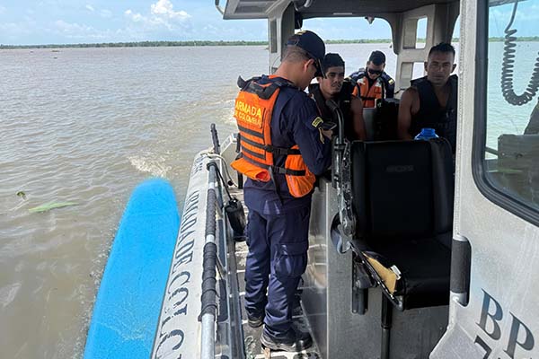 El hecho fue reportado a través de la línea de emergencias 146. Foto Armada Nacional