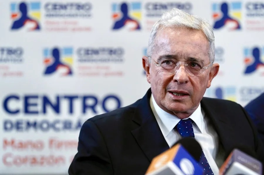 El expresidente de Colombia Álvaro Uribe. EFE/ Carlos Ortega/ Archivo.