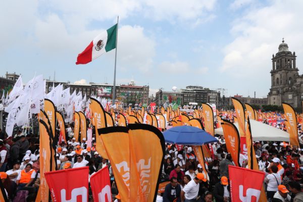 Los organizadores aseguraron que continuarán realizando la movilización de forma anual “hasta que en México se garantice la protección plena de toda vida humana y de toda mujer en situación de vulnerabilidad”. (Foto EFE/Mario Guzmán)