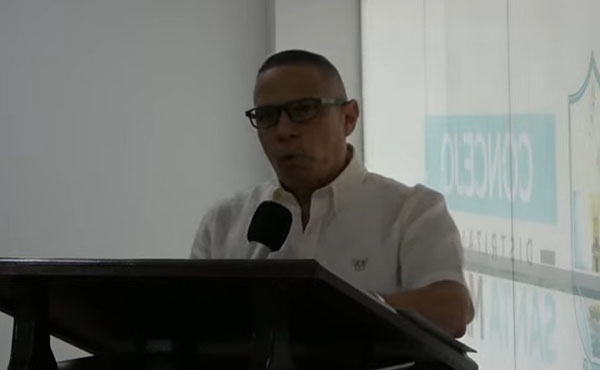 Humberto Ceballos Ladino, nuevo Contralor Distrital. Foto capture de pantalla transmisión del Concejo distrital