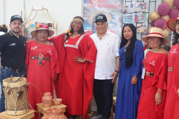 Álvaro Romero Guerrero, presidente de la Cámara de Comercio de La Guajira, resaltó el compromiso de la entidad con la competitividad regional. Foto La Guajira Hoy