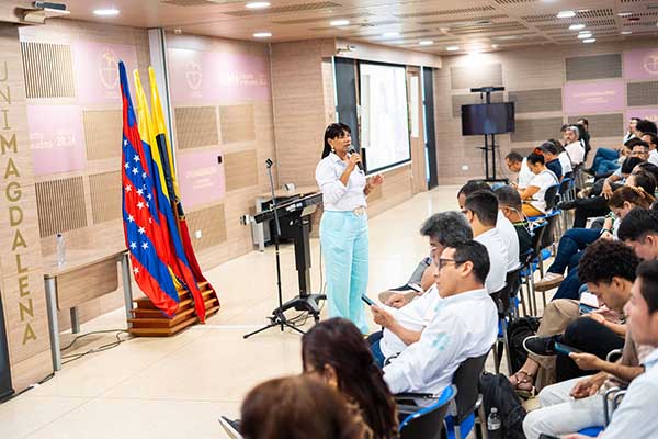 El espacio estuvo presidido por la doctora Leynín Caamaño Rocha, vicerrectora (e) académica. Foto Unimagdalena El espacio estuvo presidido por la doctora Leynín Caamaño Rocha, vicerrectora (e) académica. Foto Unimagdalena