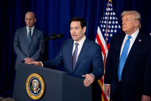 El secretario de Estado estadounidense, Marco Rubio, habla durante una conferencia de prensa en el Club Mar-a-Lago en Palm Beach, Florida. EFE/EPA/Nicole Combeau / Pool