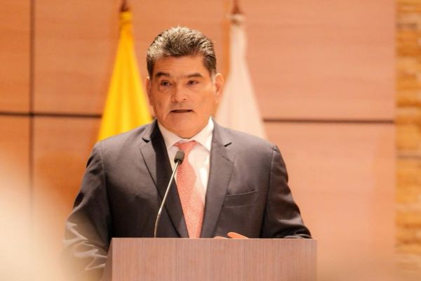 Gustavo Petro Urrego, presidente de Colombia, en una alocución pública. Foto EFE/ Carlos Ortega