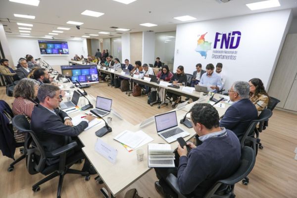 Reunión de la Federación Nacional de Departamentos. Foto tomada de FND - Federación Nacional de Departamentos en Facebook 