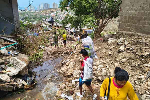 Zarabanda fue uno de los barrios más golpeados por las inundaciones, con calles convertidas en ríos, viviendas anegadas y familias que perdieron enseres, electrodomésticos y parte de su estructura habitacional. Foto derechos reservados EL INFORMADOR