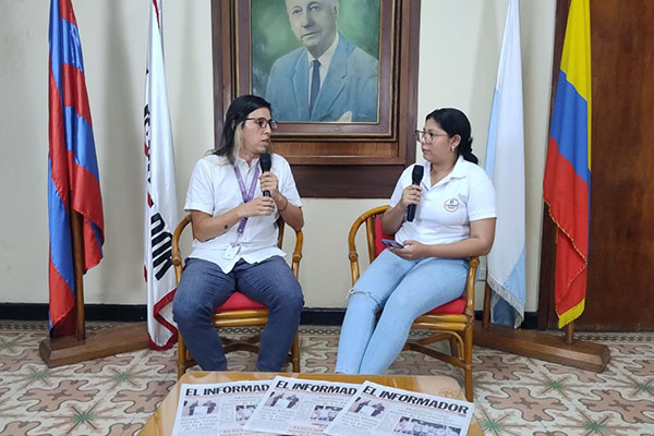 Karoll Torres Cuenta, en el ejercicio de su profesión.
