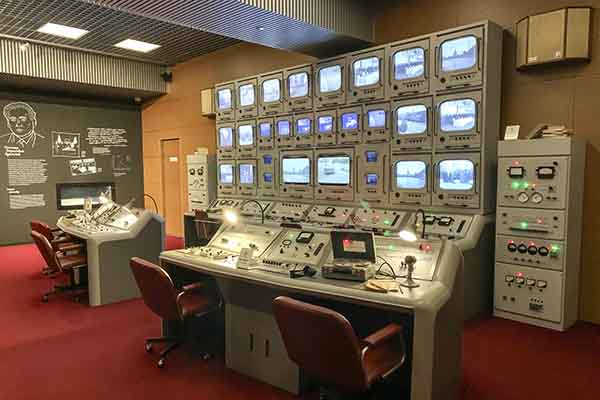Museo Atom de Moscú. El accidente de Chernóbil, del que se cumplen cuarenta años, “marcó un antes y un después en la concienciación” de riesgos de la energía nuclear. Los accidentes nucleares no solo “siguen siendo probables” sino que “están aumentando a medida que envejece la flota”, especialmente en Europa y Estados Unidos. Así lo señala Cristina Rois, miembro de Ecologistas en Acción y asistente al Comité de Transparencia y Participación Pública del Consejo de Seguridad Nuclear, en declaraciones a (Foto EFE.- EFE/ Oleg Lukín)