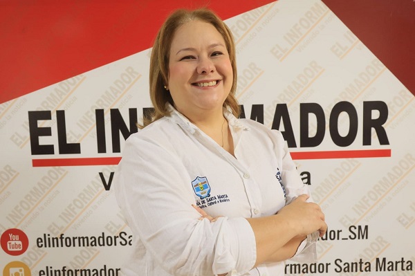 Paola Gómez, directora del DADSA, visitó las instalaciones de EL INFORMADOR para exponer las acciones que adelanta la autoridad ambiental en la ciudad. Foto derechos reservados EL INFORMADOR 