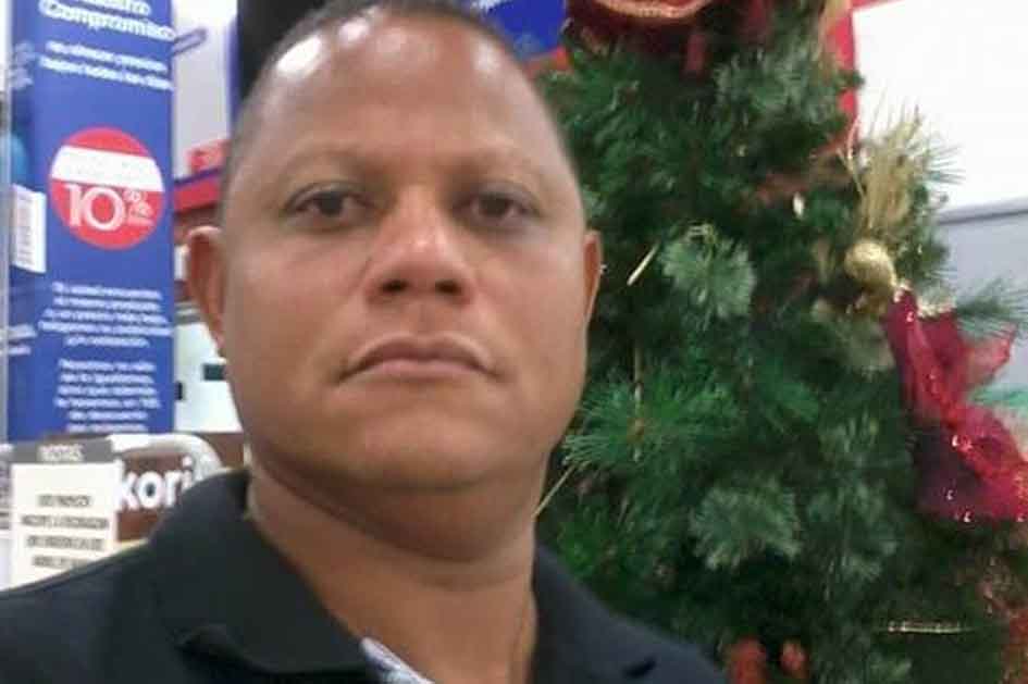 Johnny Díaz Huson.