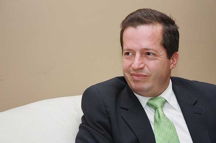 Juan Mario Laserna.