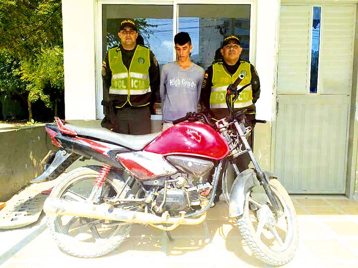 Ciro Andrés Camacho Garrido, capturado cuando se movilizaba en una moto robada