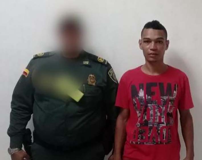 Emel Esnaider Carvajal Linero fue capturado por agredir a una mujer.