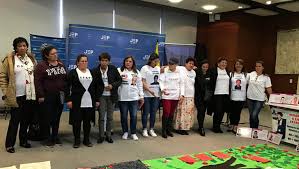 La organización ‘Madres de los Falsos Positivos de Soacha y Bogotá’, cuestionó las versiones dadas por militares ante la JEP sobre el asesinato de civiles presentados como guerrilleros muertos en combate.