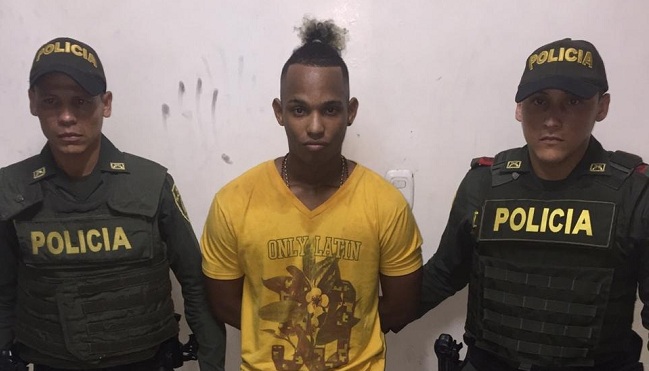 Dickeiber Enrique Chirinos, ciudadano venezolano capturado con un arma de fuego sin papeles.