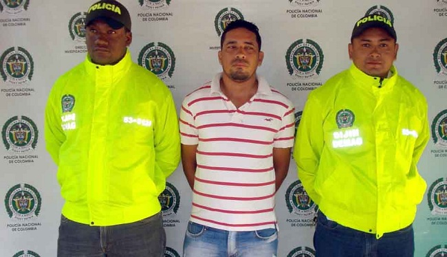 Oswaldo Enrique Socarras Torres, alias El Guajiro, quien había sido capturado, fue asesinado de varios impactos de bala en atentado registrado la tarde de este viernes en sectores del barrio El Pradito, el norte de Santa Marta.