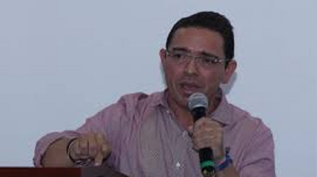 Rafael Martínez, exalacalde de Santa Marta deberá comparecer por el proceso que se le sigue por el caso de los centros de salud.