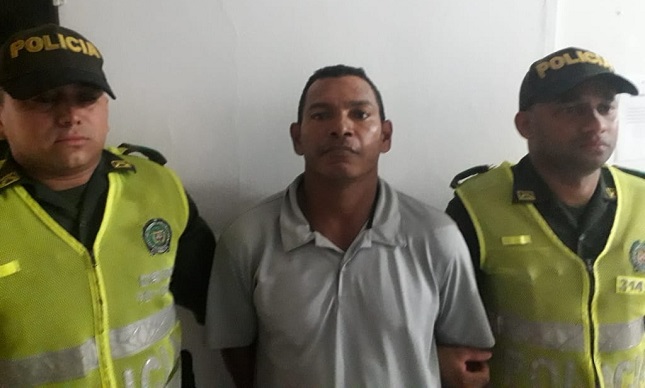 José de Los Santos Gutiérrez, capturado por personal de la Policía en El Rodadero.