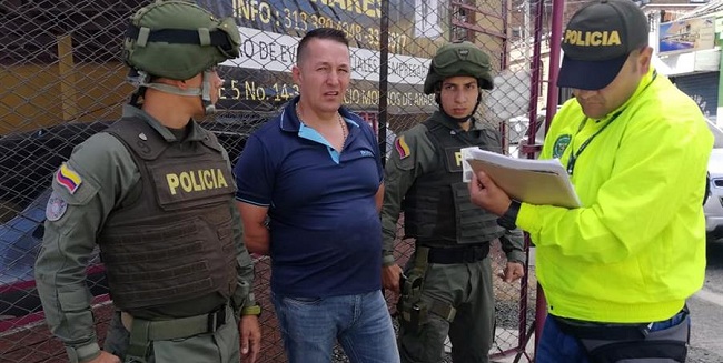 Carlos Alberto Salazar, alias ‘El señor de la Bata’, sería el responsable del envío de más de 100 kilogramos de heroína al año hacia los Estados Unidos.