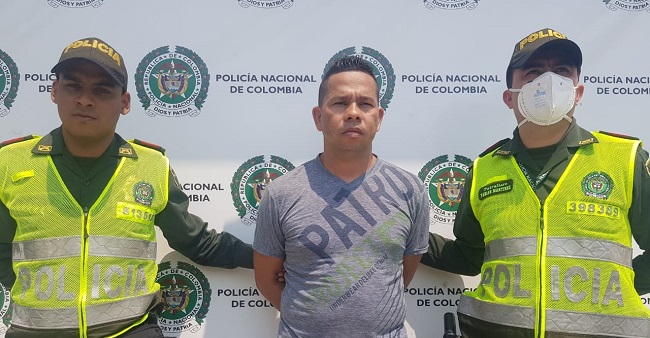 Jacob Emilio Rada De La Rosa, capturadotrras ser señalado como presunto responsable por el delito de acto sexual abusivo con menor de 14 años.