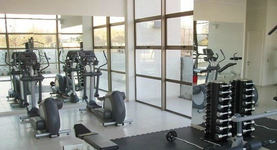 La determinación judicial emanada por un Juzgado de Santa Marta obliga a la administración del edificio Ambar Oceanic permitir a la propietaria de uno de los apartamentos utilizar el gimnasio por razones de salud. 